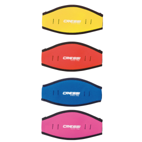Fasce copri-cinturino in neoprene per maschere subacquee in quattro diversi colori. Vista frontale